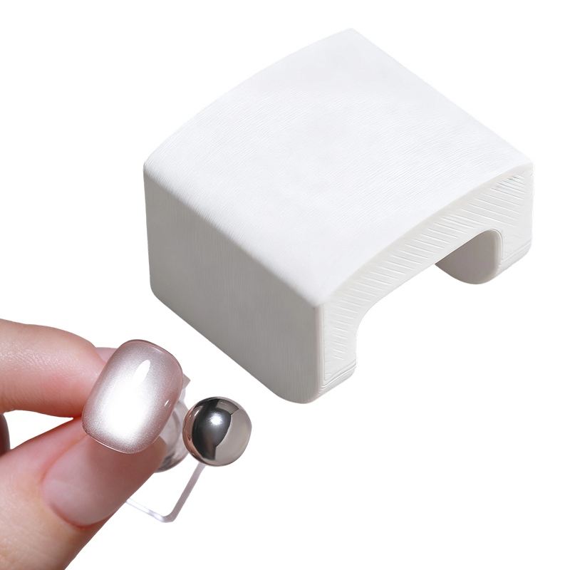 Katzenaugen-Effekt für salon-perfekte Nägel zu Hause - Einfach geniales Magnetisches Nageldesign-Werkzeug