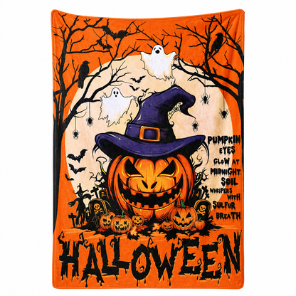 ✨ Retro Halloween Skull Flannel Throw — Cozy Warmth for Home & Naps